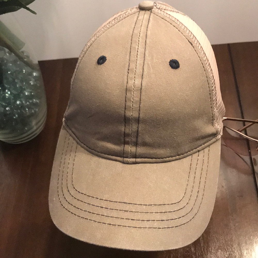 Brown/Cream Women’s Cap